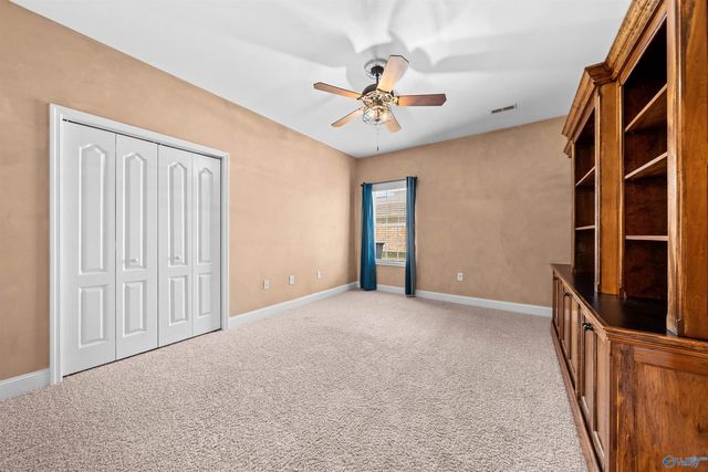 2207 Rosebrooke Drive SW, Huntsville, AL 35803
