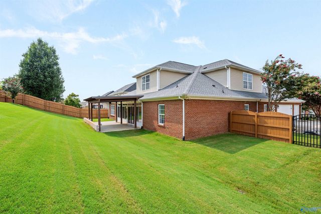 2207 Rosebrooke Drive SW, Huntsville, AL 35803