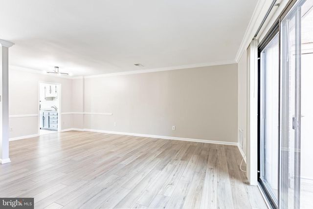 3708A STEPPES CT, Falls Church, VA 22041