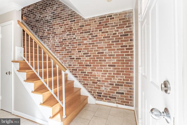 3708A STEPPES CT, Falls Church, VA 22041