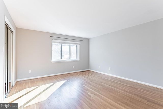 3708A STEPPES CT, Falls Church, VA 22041