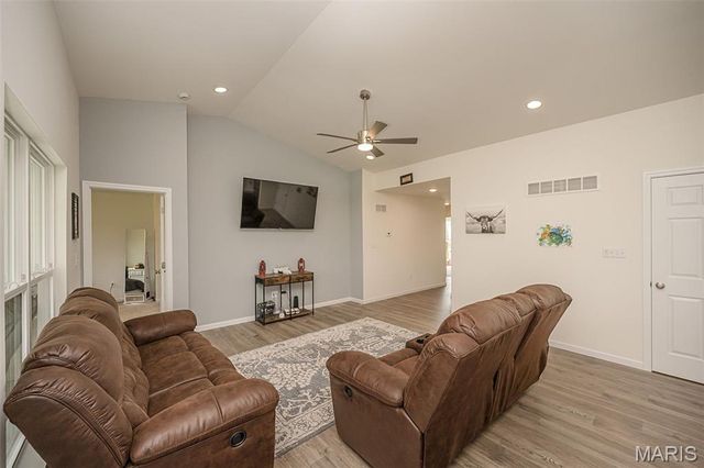342 Cumberland Court, Truesdale, MO 63380