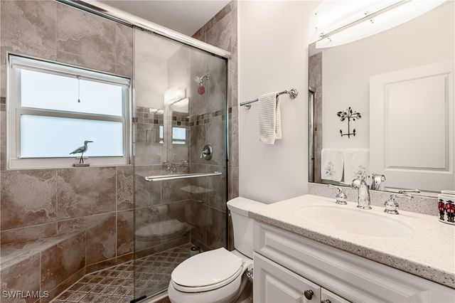 816 W Elkcam CIR 305, Marco Island, FL 34145