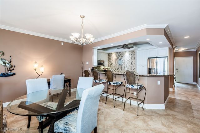 816 W Elkcam CIR 305, Marco Island, FL 34145