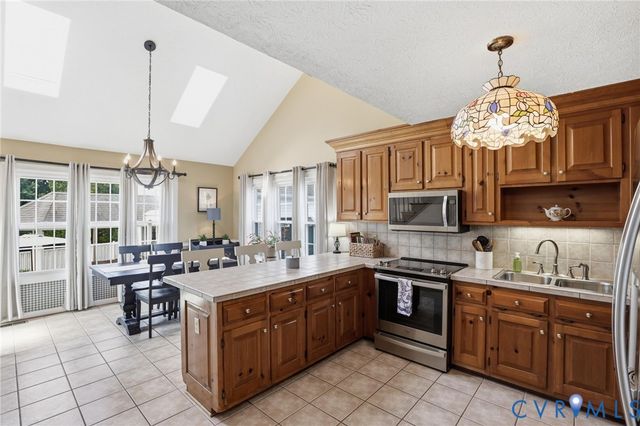 8167 Dunfee Ln, Mechanicsville, VA 23111