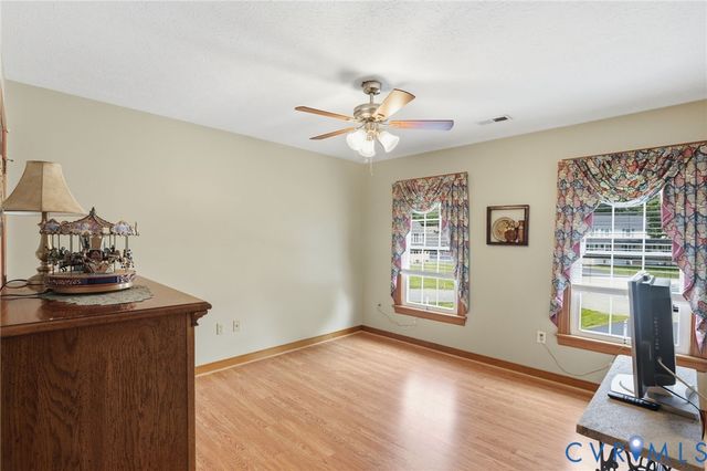 8167 Dunfee Ln, Mechanicsville, VA 23111