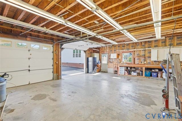 8167 Dunfee Ln, Mechanicsville, VA 23111