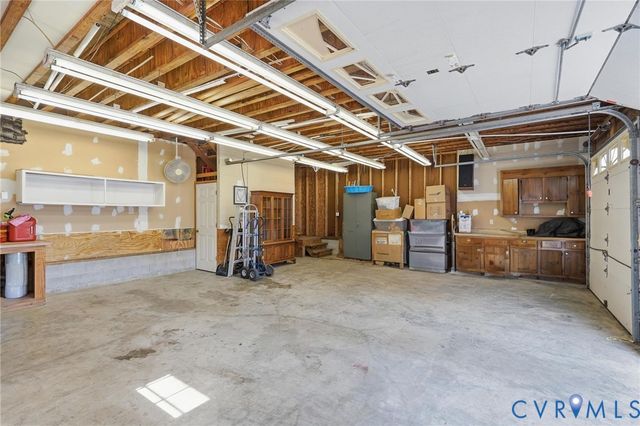 8167 Dunfee Ln, Mechanicsville, VA 23111