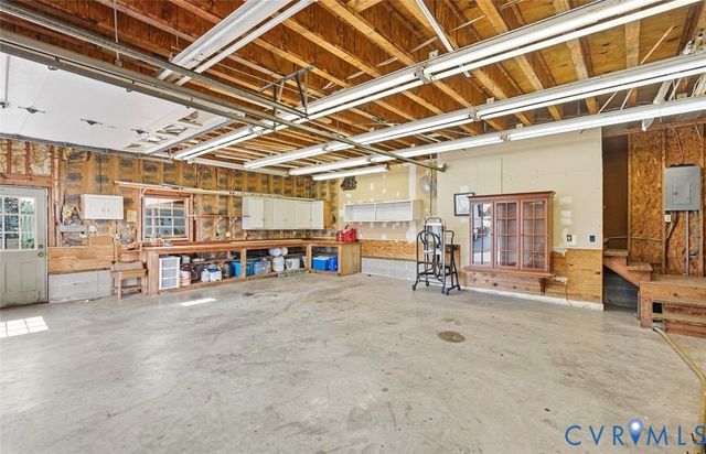 8167 Dunfee Ln, Mechanicsville, VA 23111