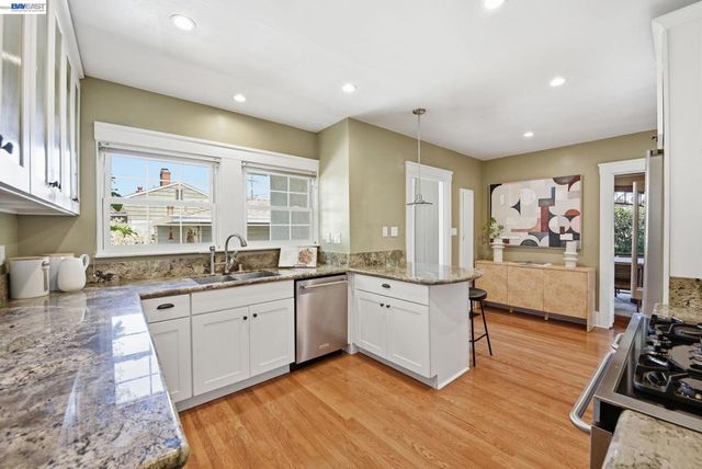 792 Medford Ave, Hayward, CA 94541