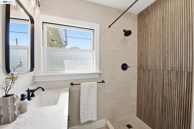 792 Medford Ave, Hayward, CA 94541