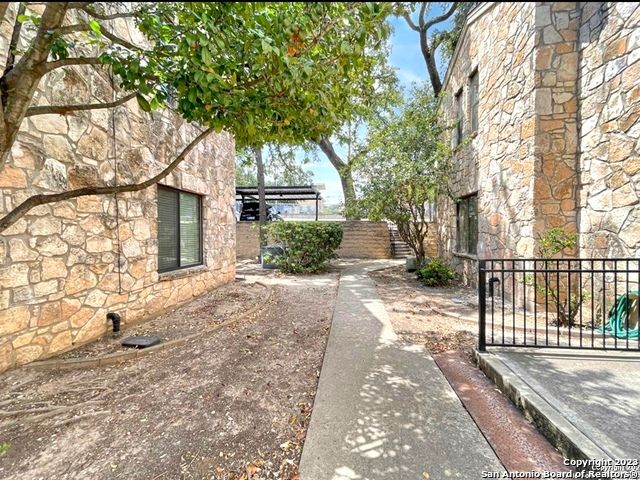 11520 Huebner Rd Ste 108, San Antonio, TX 78230