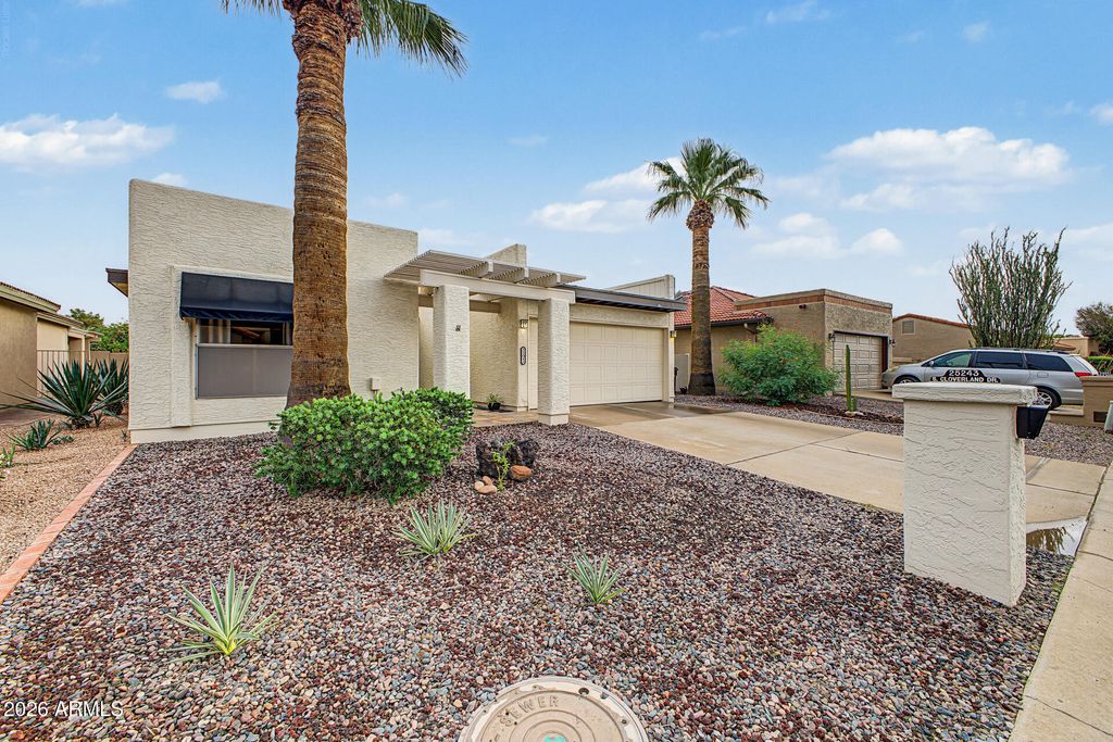 25243 S CLOVERLAND Drive, Sun Lakes, AZ 85248 — exterior