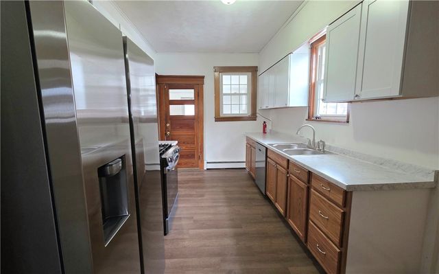 422 Beaver St, Wampum, PA 16157