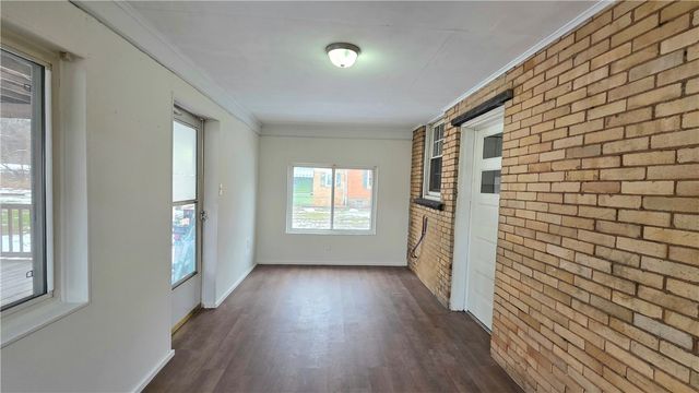 422 Beaver St, Wampum, PA 16157