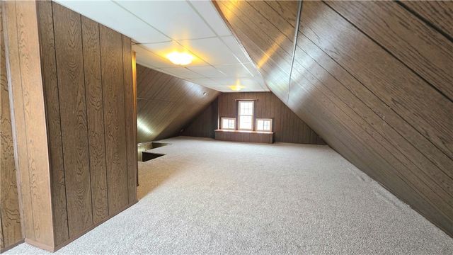 422 Beaver St, Wampum, PA 16157