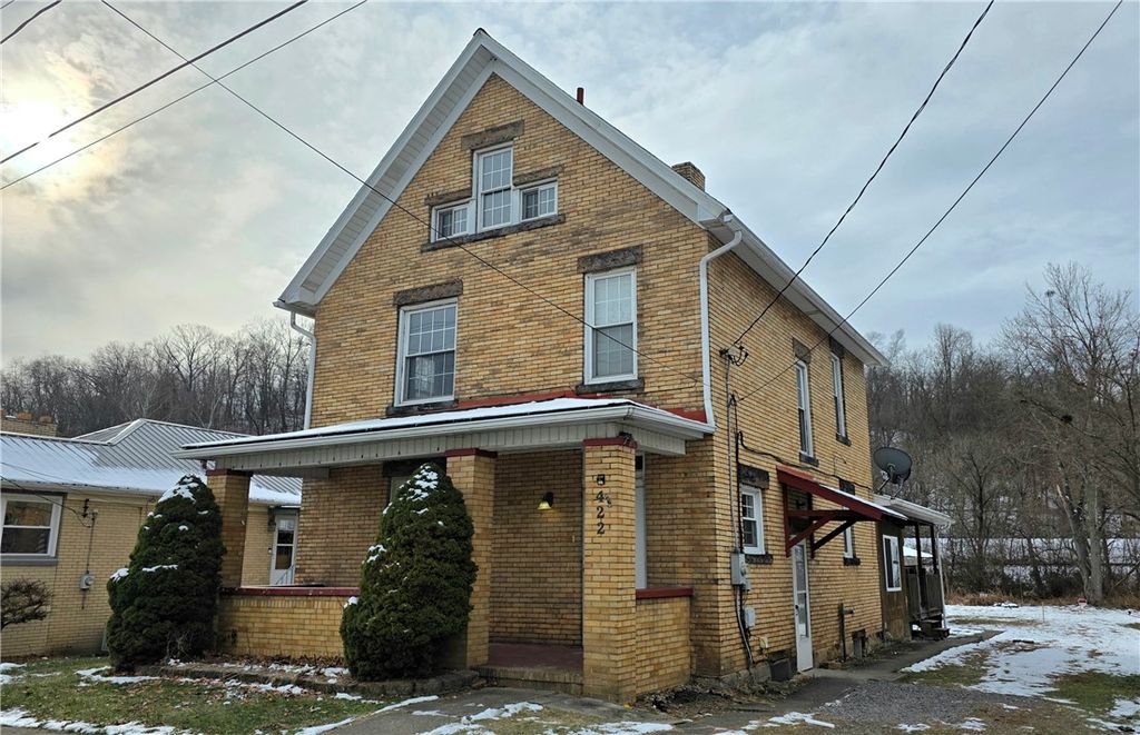 422 Beaver St, Wampum, PA 16157