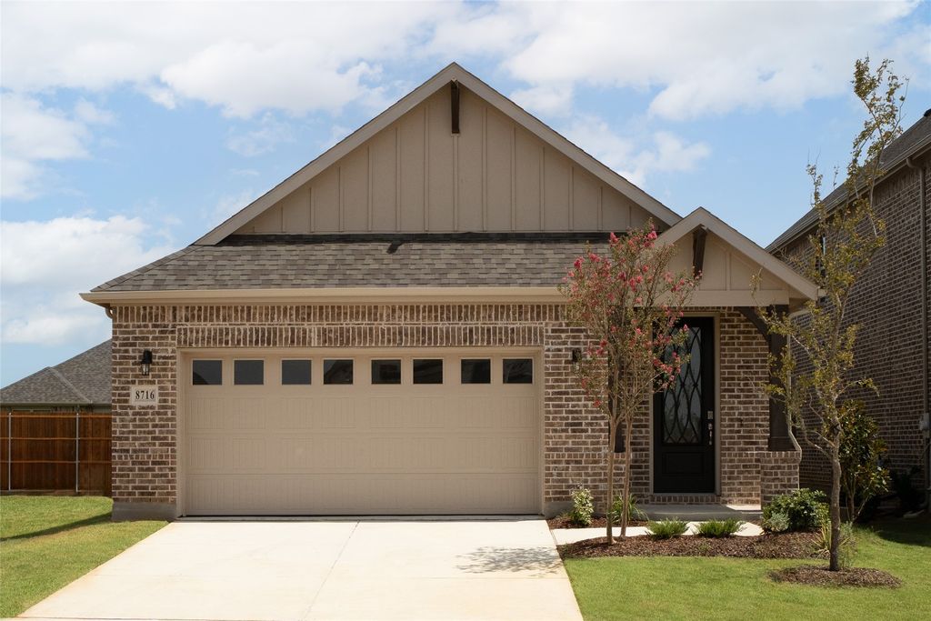 8716 Saratoga Street, Aubrey, TX 76227 — exterior