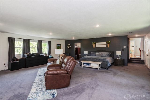 7117 Fishburg Road, Dayton, OH 45424