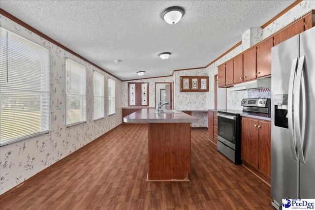 1821 Guitar Rd., Timmonsville, SC 29161