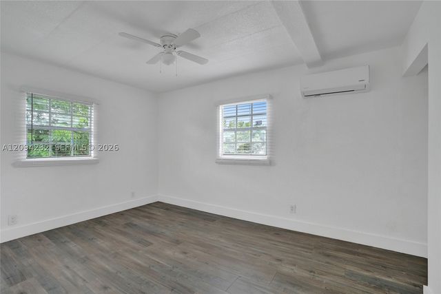 2910 NW 25th St, Fort Lauderdale, FL 33311
