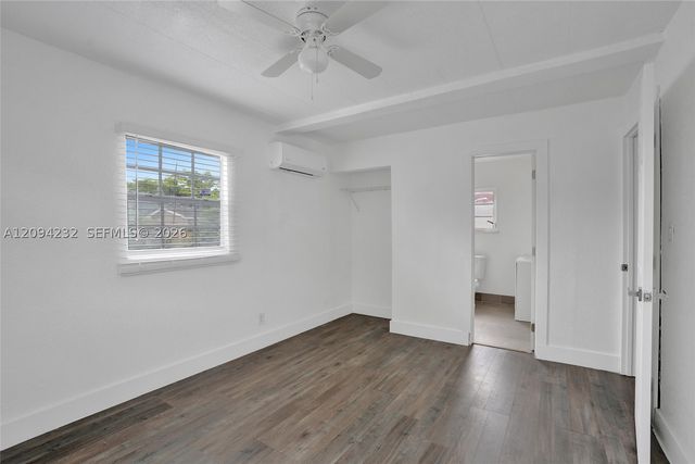 2910 NW 25th St, Fort Lauderdale, FL 33311