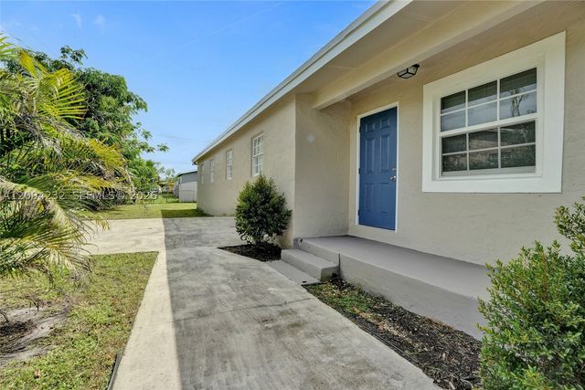 2910 NW 25th St, Fort Lauderdale, FL 33311