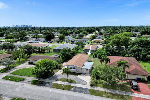 2910 NW 25th St, Fort Lauderdale, FL 33311