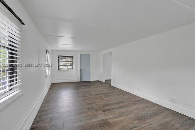 2910 NW 25th St, Fort Lauderdale, FL 33311