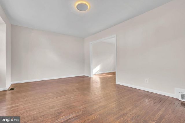 124 STRATFORD AVE, Stratford, NJ 08084