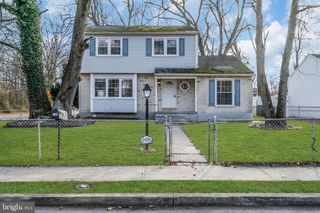 124 STRATFORD AVE, Stratford, NJ 08084