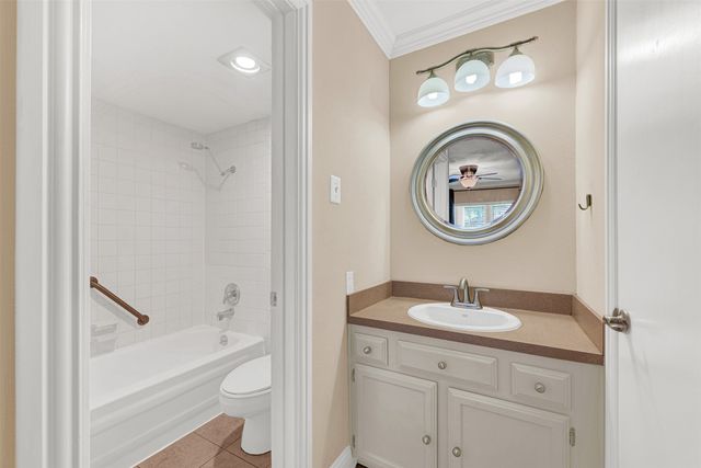 2724 Meadowstone Court, Carrollton, TX 75006