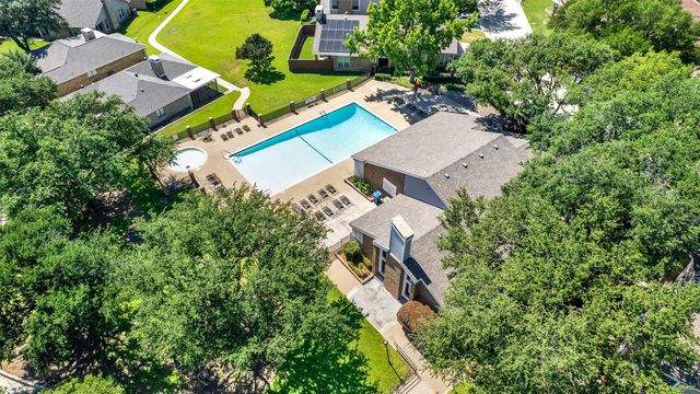 2724 Meadowstone Court, Carrollton, TX 75006