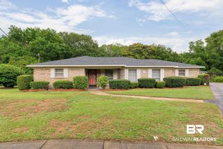 1367 SPRING VALLEY Court, Mobile, AL 36693