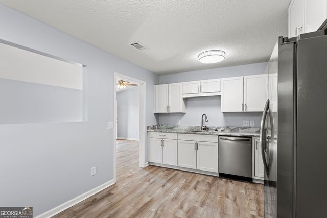 816 Waterfield Drive, Hinesville, GA 31313