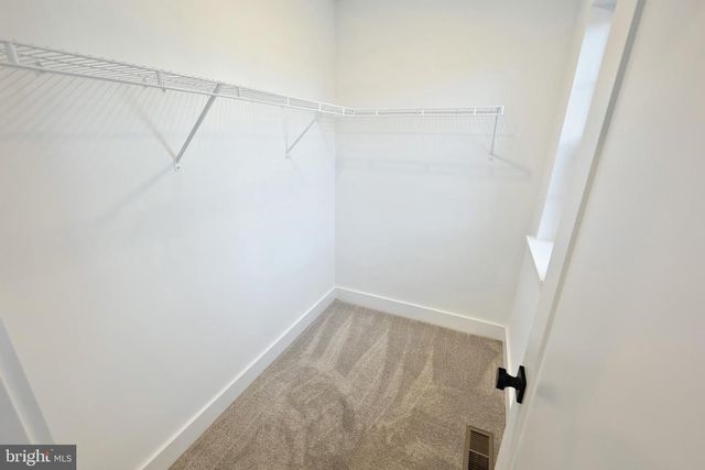 1018 TRINITY RD, York, PA 17408