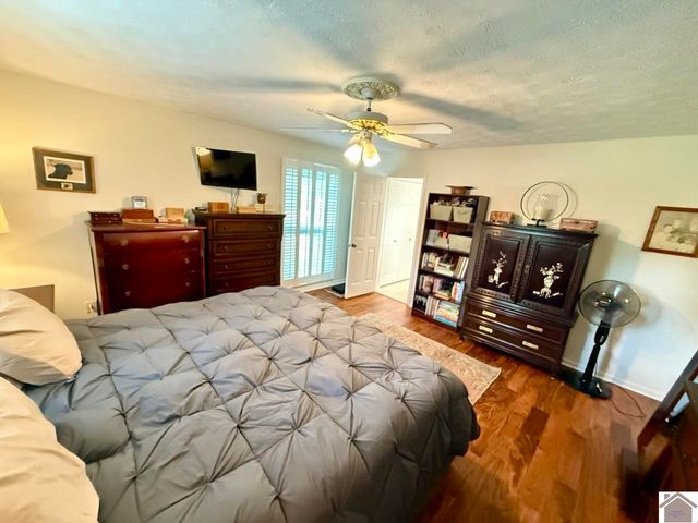 1531 London Drive, Murray, KY 42071