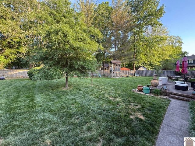 1531 London Drive, Murray, KY 42071