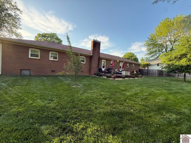 1531 London Drive, Murray, KY 42071