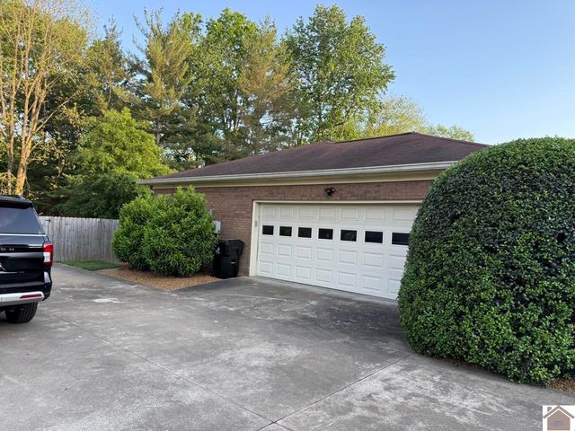 1531 London Drive, Murray, KY 42071