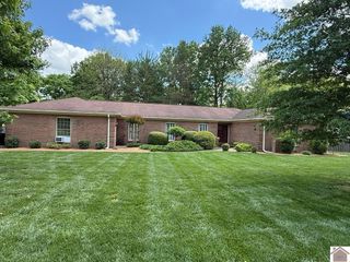 1531 London Drive, Murray, KY 42071