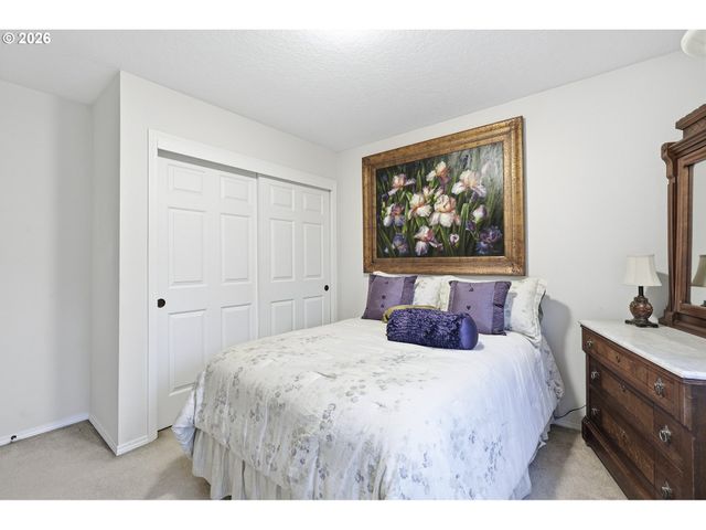 16867 WIGHT Ln, Lake Oswego, OR 97035