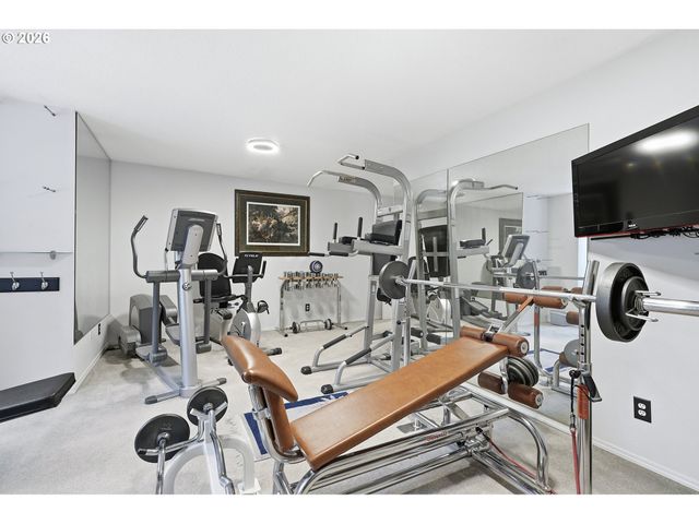 16867 WIGHT Ln, Lake Oswego, OR 97035