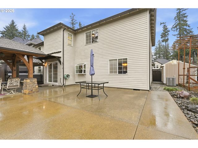 16867 WIGHT Ln, Lake Oswego, OR 97035