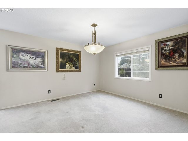 16867 WIGHT Ln, Lake Oswego, OR 97035