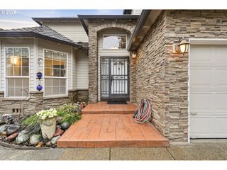 16867 WIGHT Ln, Lake Oswego, OR 97035