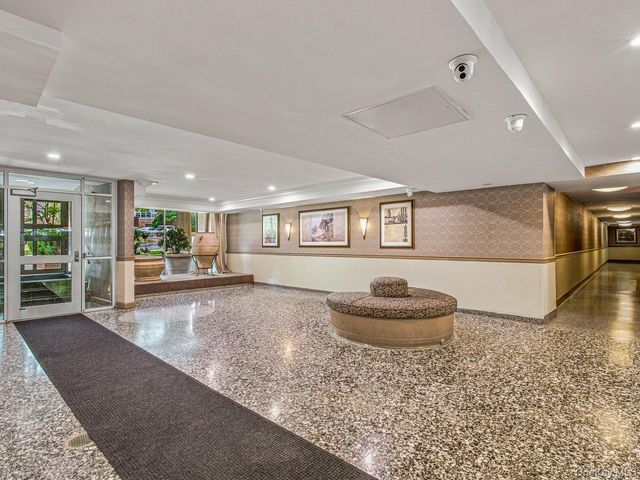 211-65 23rd Avenue 4D, Bayside, NY 11360