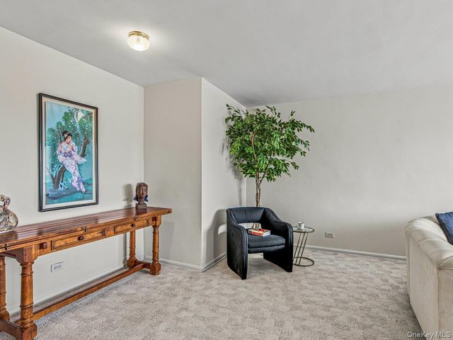 211-65 23rd Avenue 4D, Bayside, NY 11360