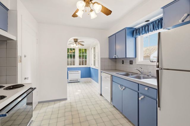 1607 S Cedar St, Spokane, WA 99203