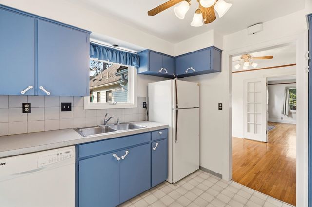 1607 S Cedar St, Spokane, WA 99203